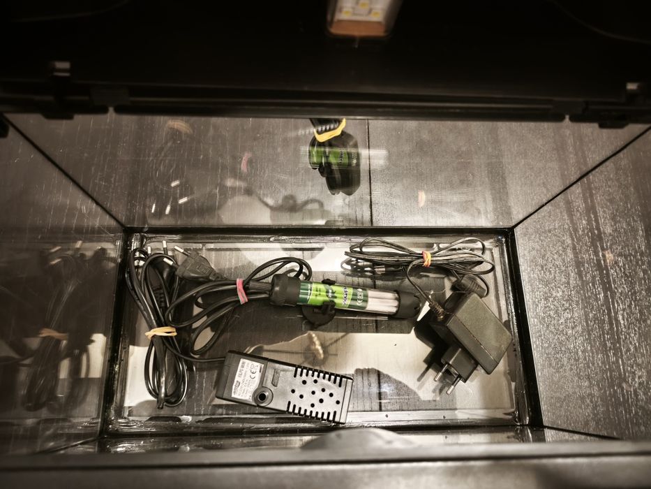 Vendo aquário 20litros impecável