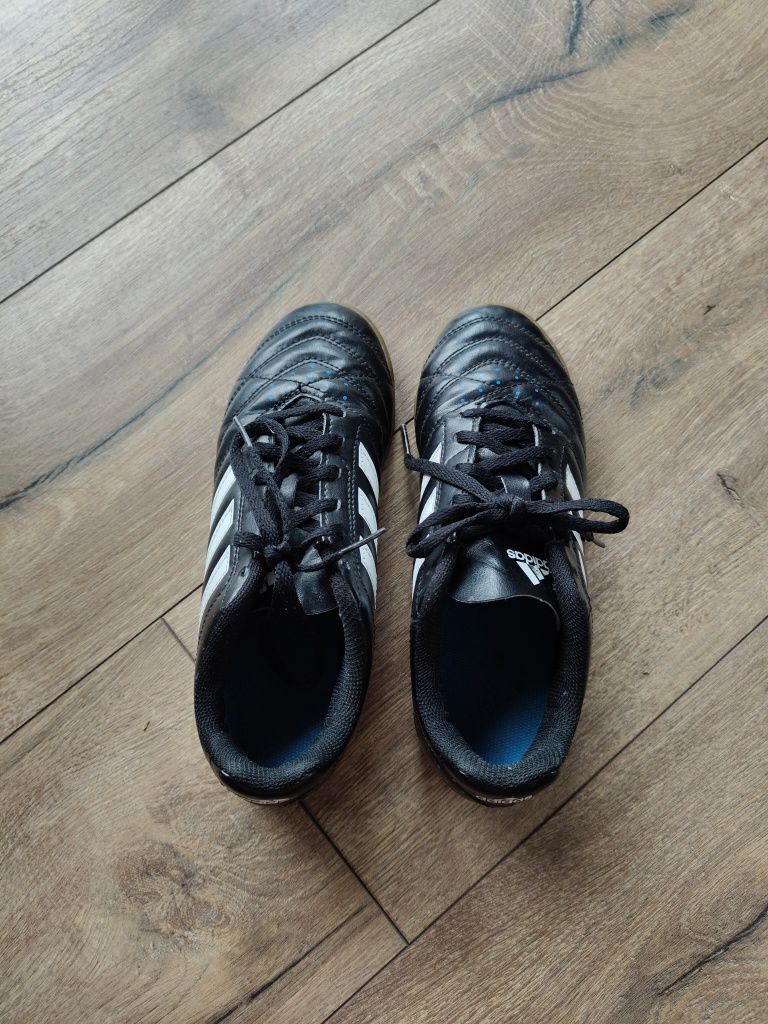 Halówki Adidas rozm 36