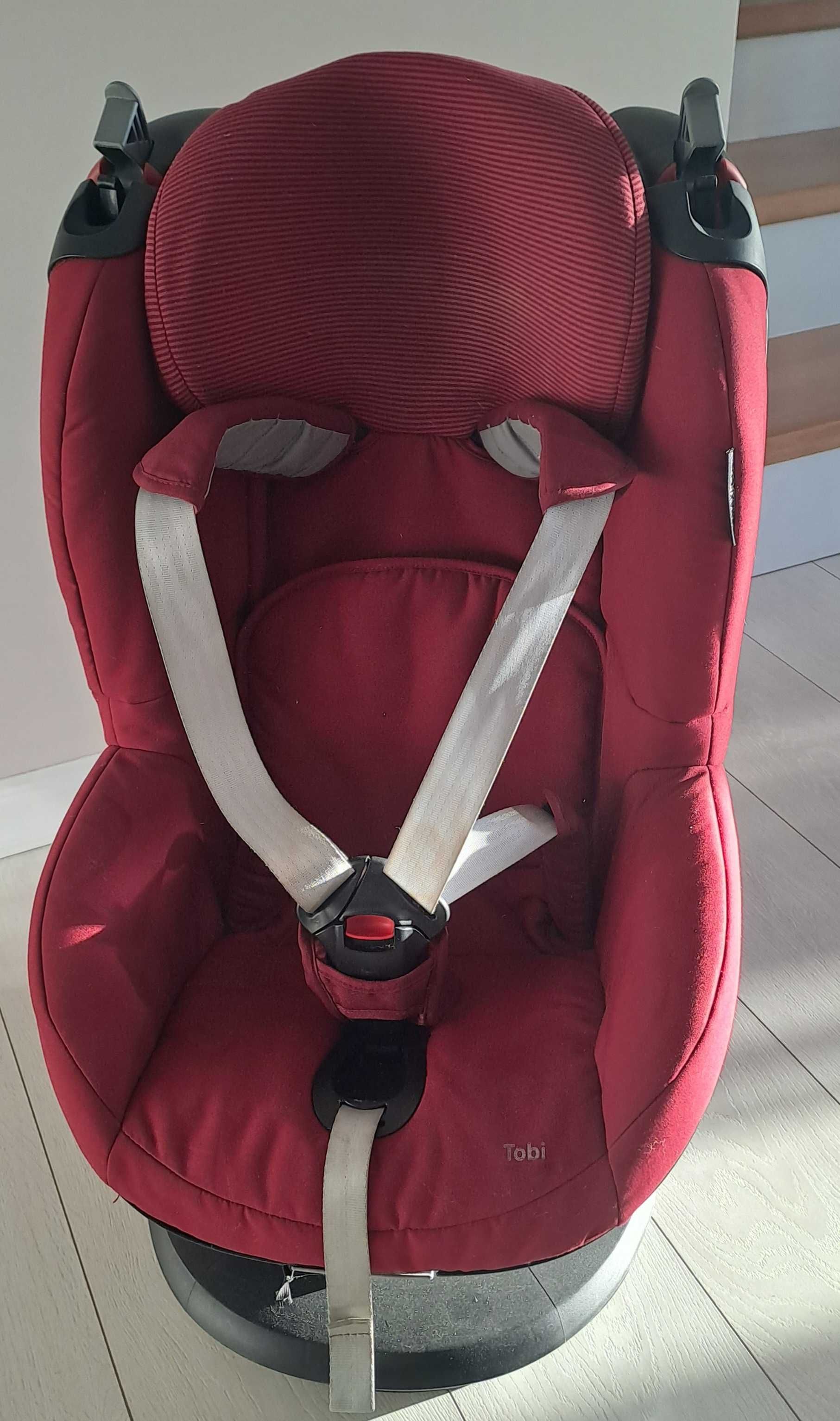 Fotelik Maxi-Cosi Tobi 9-18kg bordowy zadabany