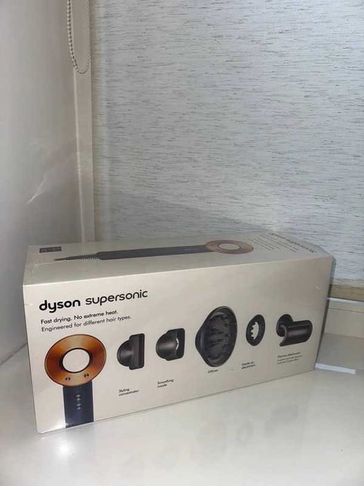 Suszarka do włosów Dyson Supersonic HD08