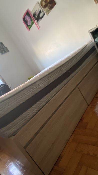 Cama de casal com gaveteiro preço negociavel