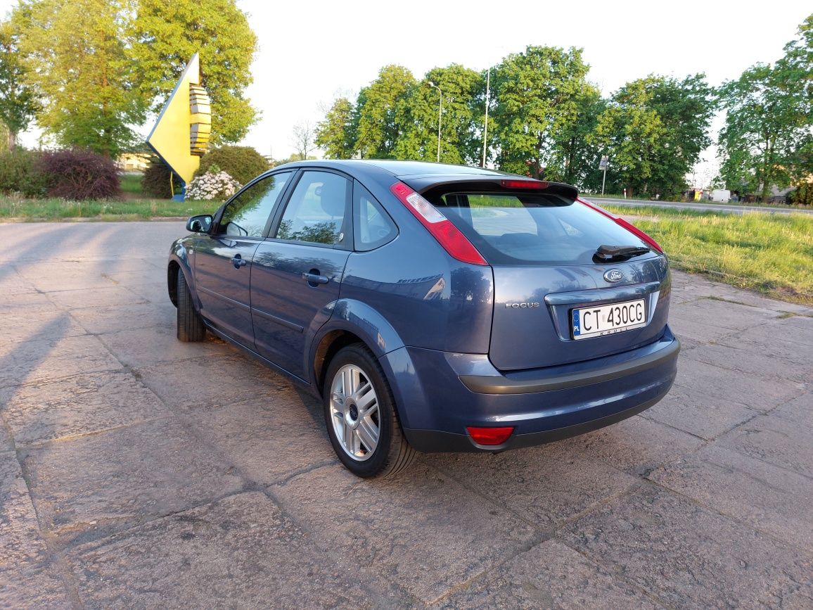 Ford Focus 1.6 benzyna JAK NOWY
