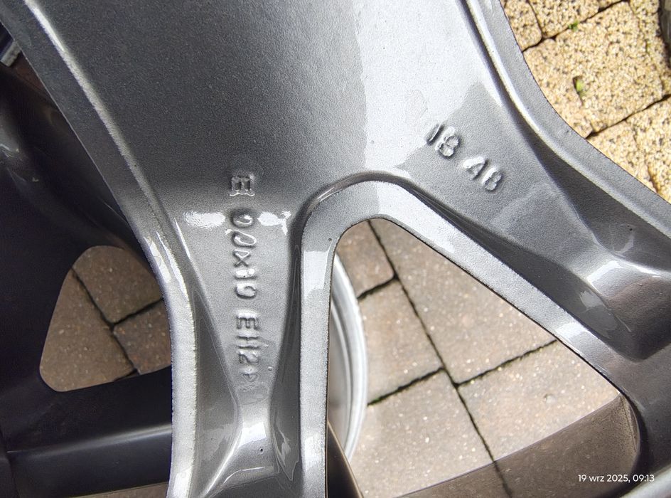 19 BMW 5x120 9J et48. 67743.96