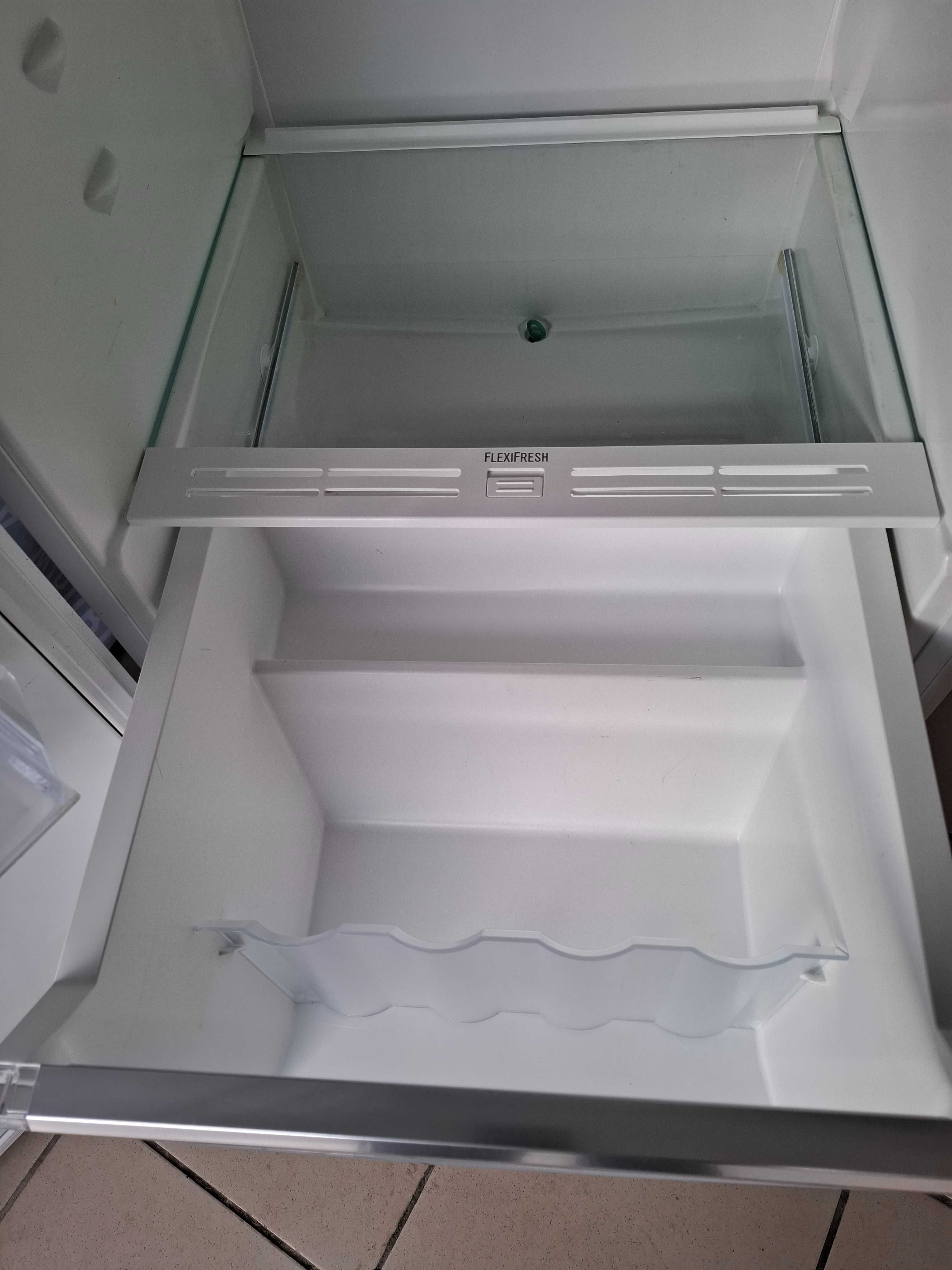 Lodówka ELECTROLUX ERN3213AOW 177cm NoFrost