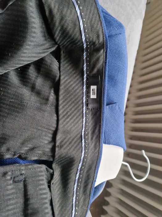 Чоловічий костюм L Розмір