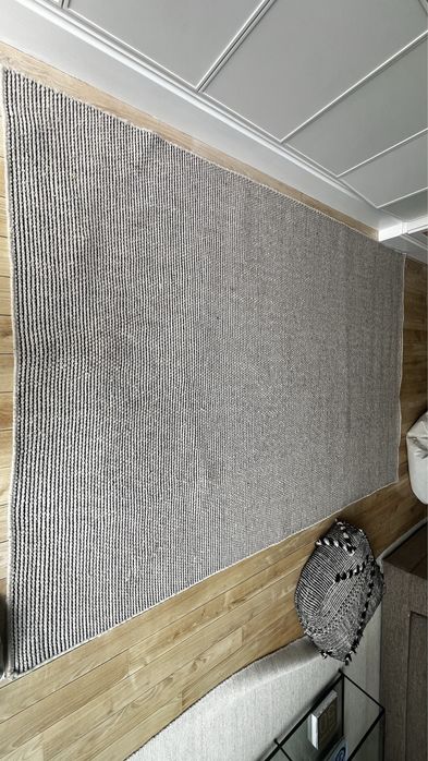 Vendo tapete 200x280 (bege e preto)