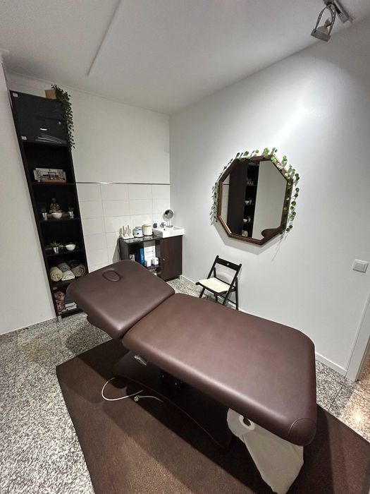 Cabeleireiro Completo à Venda – Móveis / Entrada imediata - Tondela