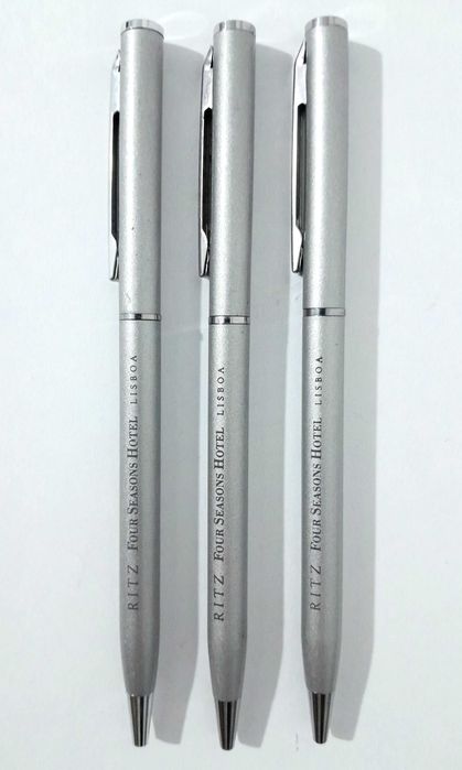 Pack de 3 canetas esferográficas c/publicidade Ritz Four Seasons Hotel