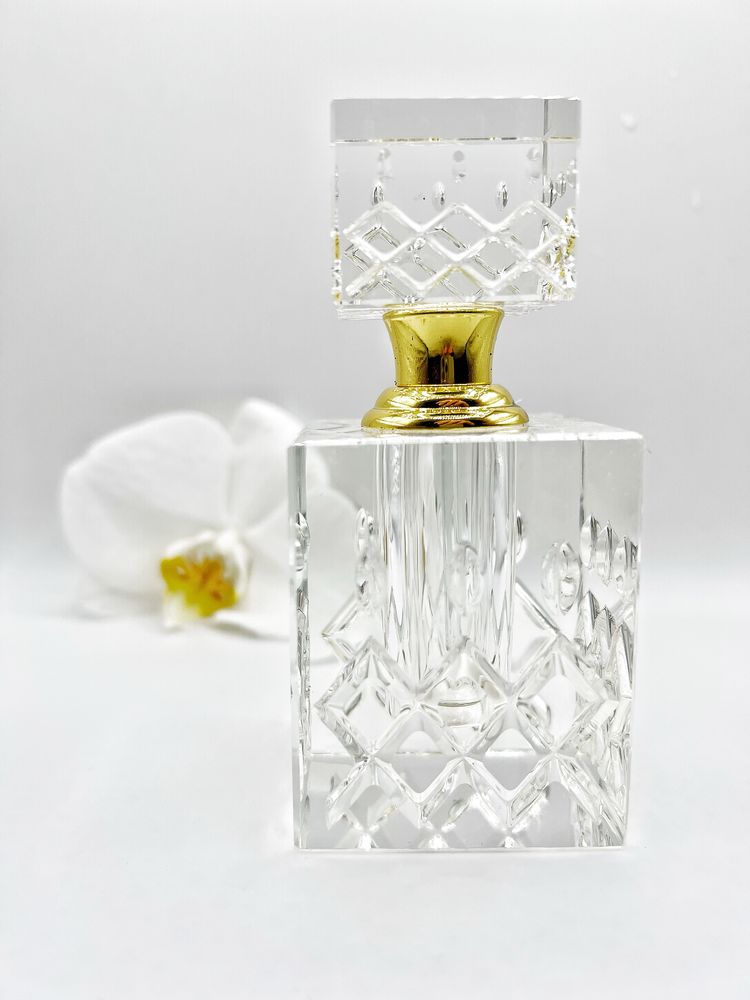 Kryształowa butelka do perfum w olejku, gadżet