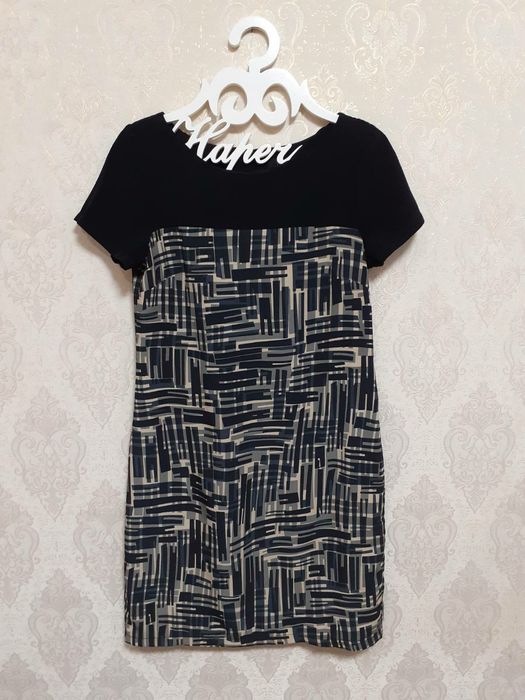 Сукні ,плаття хорошої якості