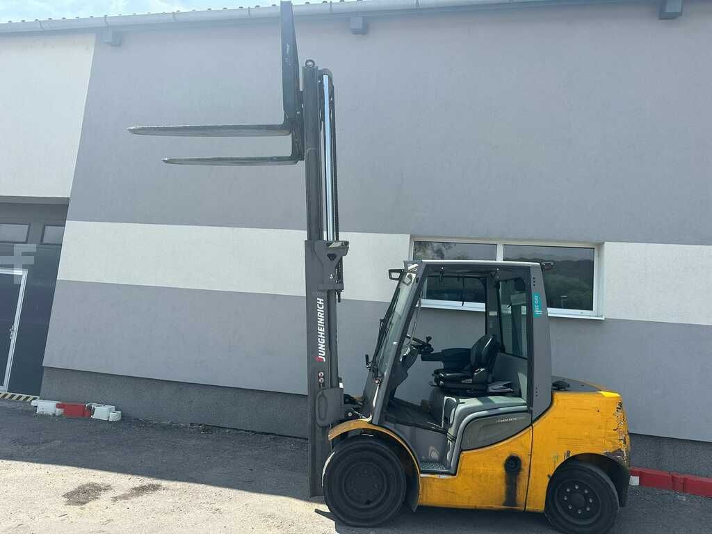 Wózek widłowy Jungheinrich DFG 550s 2017