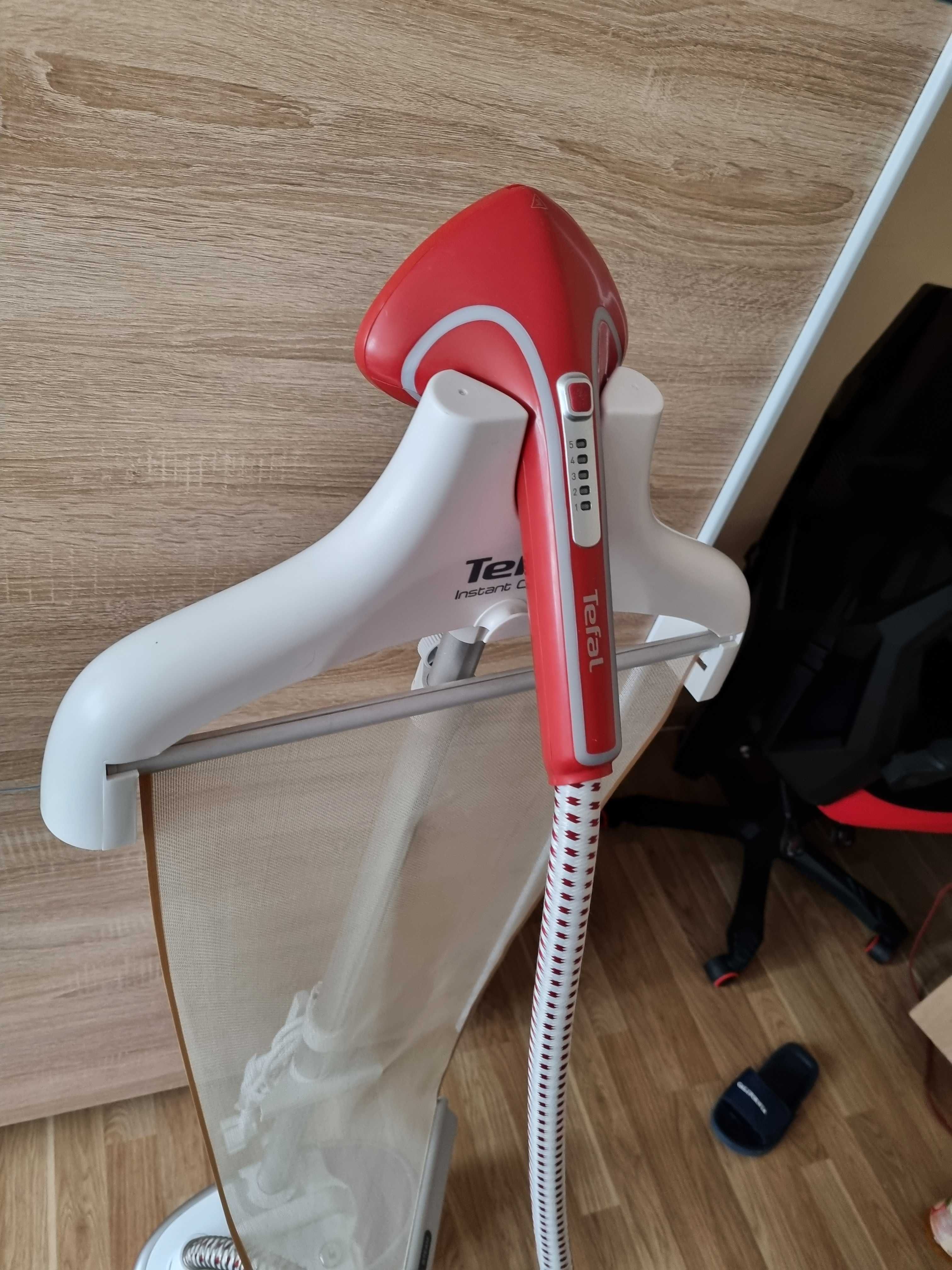 Zelazko tefal stojace