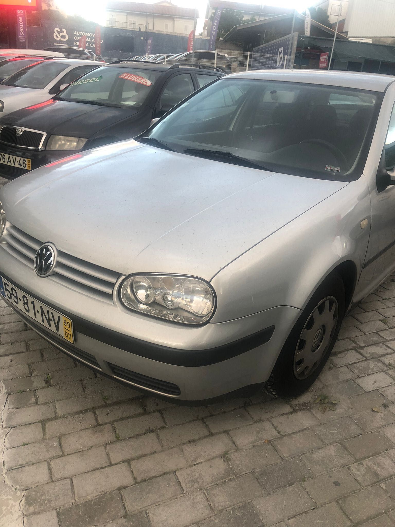 Golf IV 1.4 99 gasolina