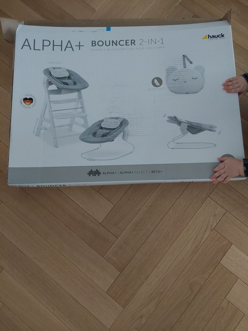Leżaczek bujaczek Hauck Alpha Plus
