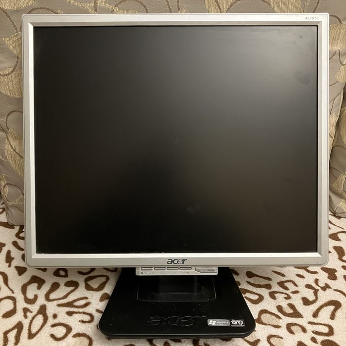 монитор Acer 19"