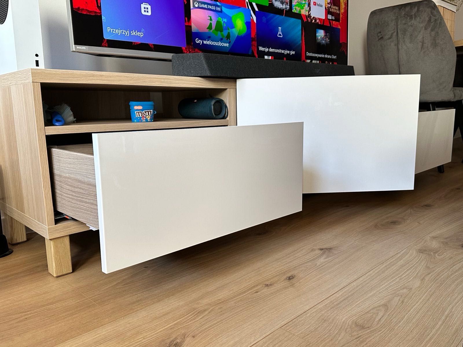 Szafka pod TV BESTÅ