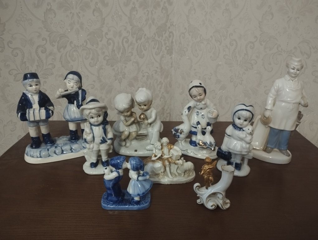 Німецькі статуетки