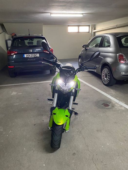 Benelli TNT 125 ano 2023