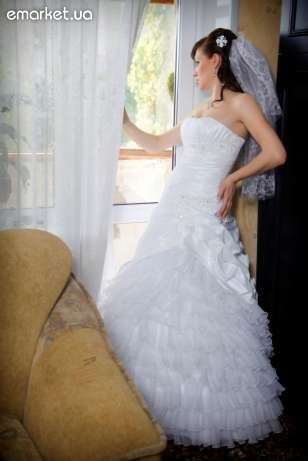 Срочно!!!Свадебное платье + подарок