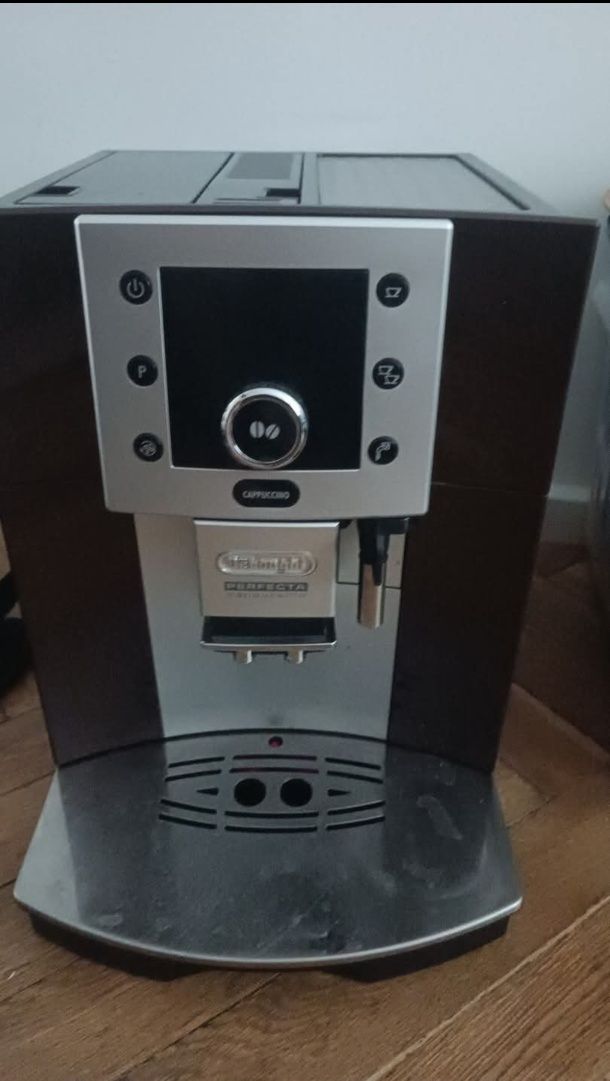 DELONGHI ESAM 5500 Perfecta Cappuccino