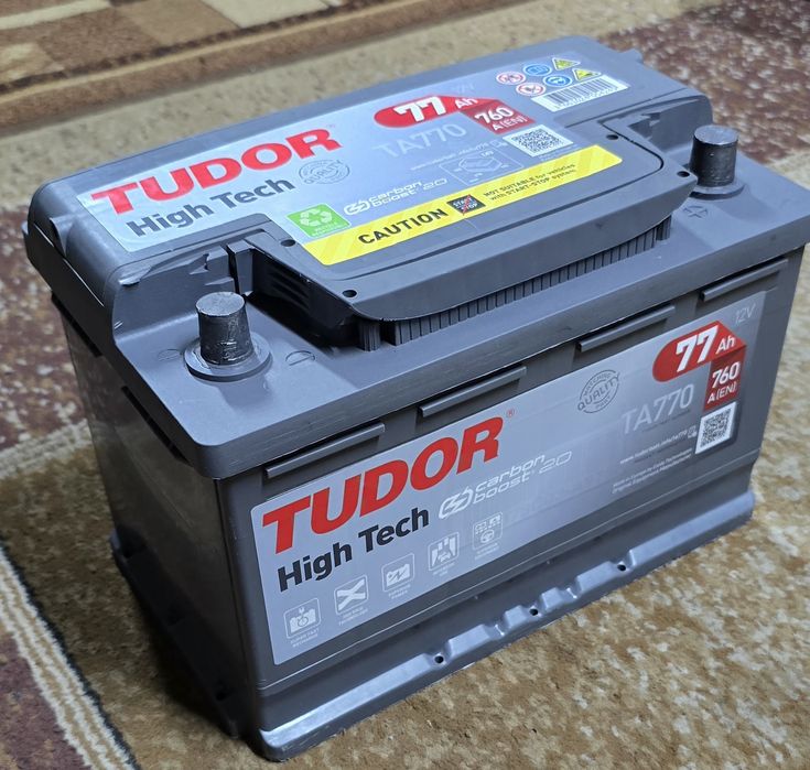 Bateria tudor 77ah.