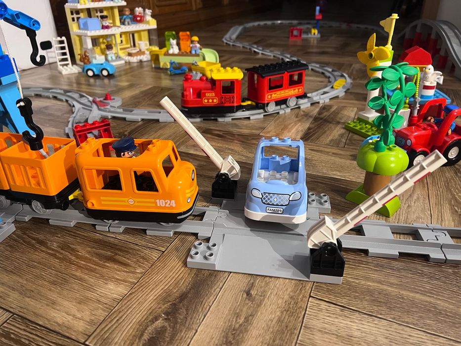 Lego Duplo kolejka i miasteczko