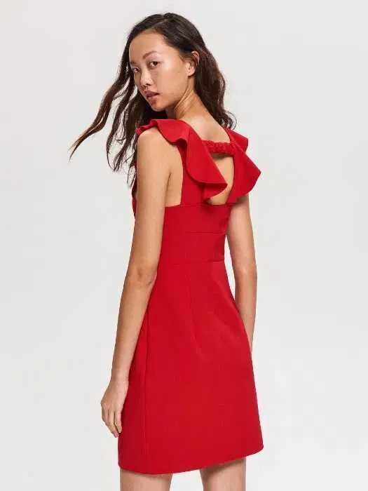 Czerwona sukienka odkryte plecy RESERVED 42/XL