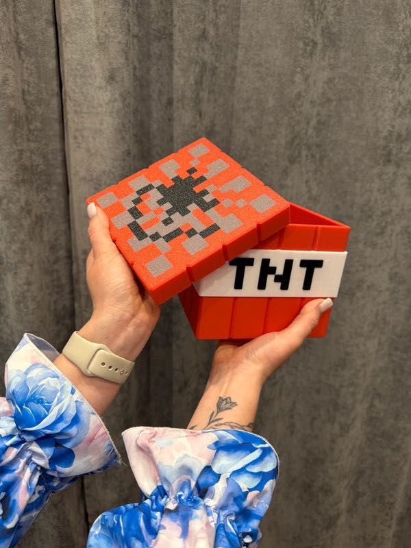 Box 15x15 TNT Minecraft