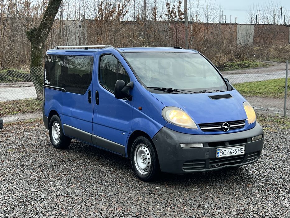 Opel Vivaro 2003