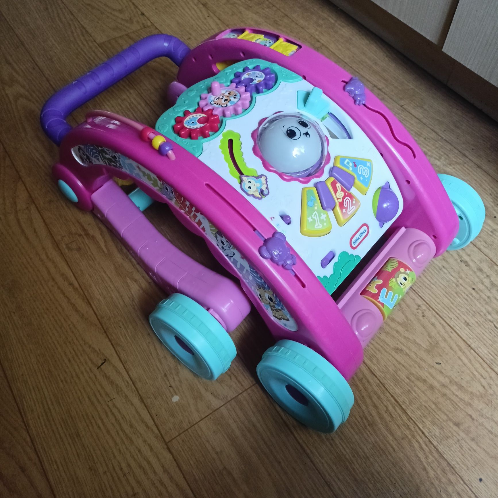 Chodzik pchacz Little tikes