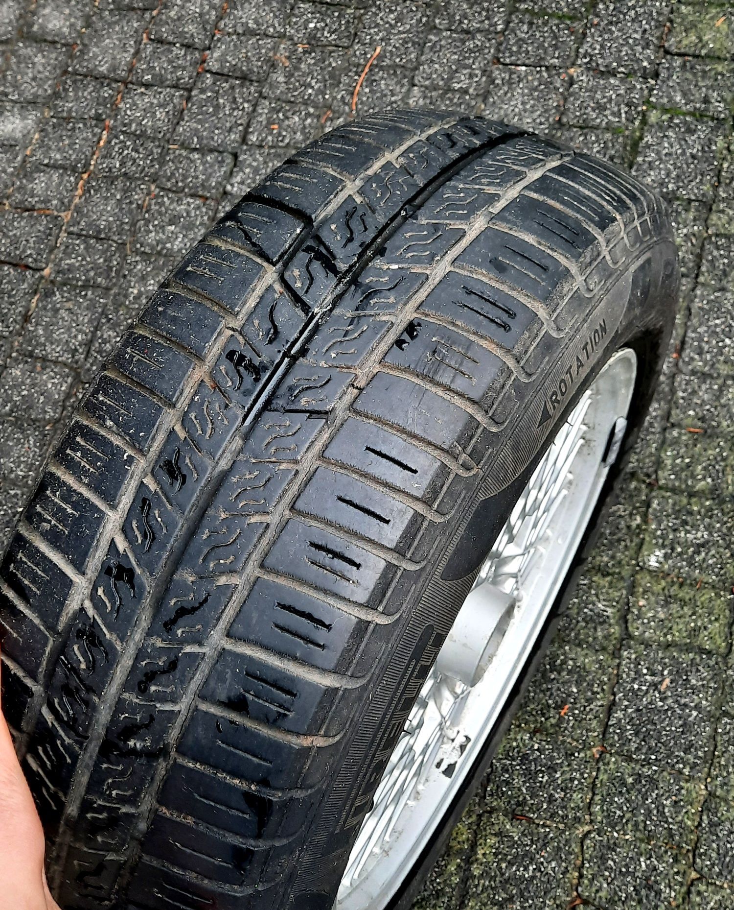 Koło aluminiowe retro felga msw 14 cali włoska opona pirelli