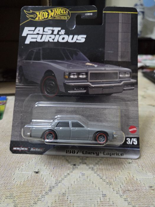 Hot wheels premium