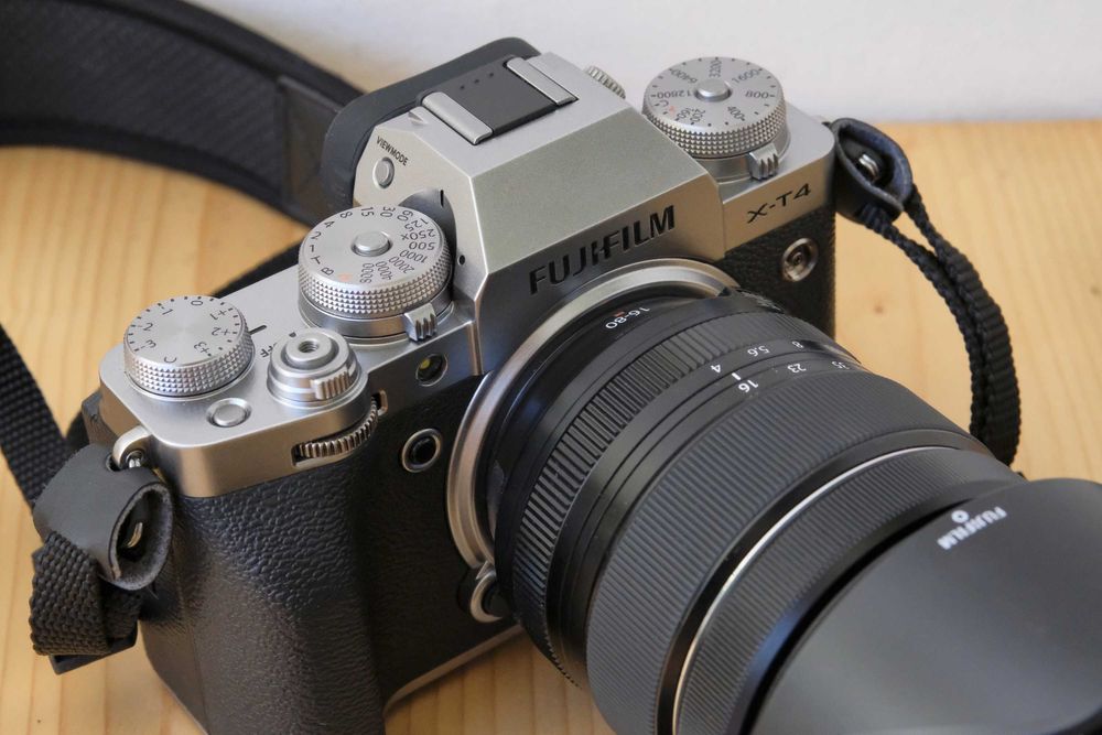 Fujifilm x-t4 com lente Fujinon 16-80 f4 - como novo