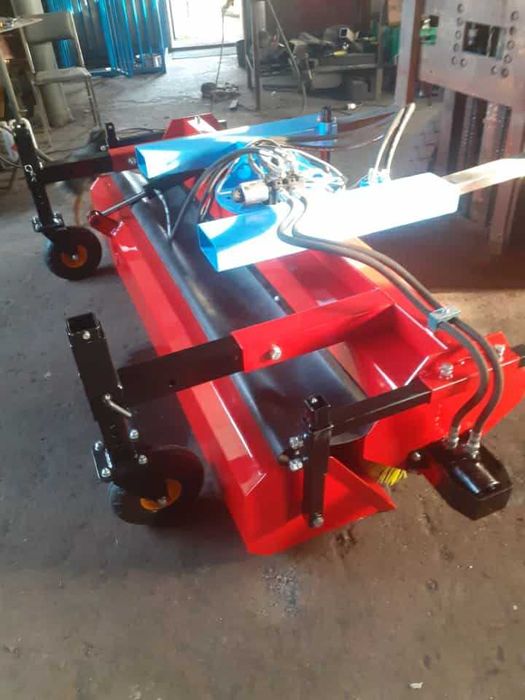 Zamiatarka  z koszem 2 m naped hydrauliczny widlak ładowarka