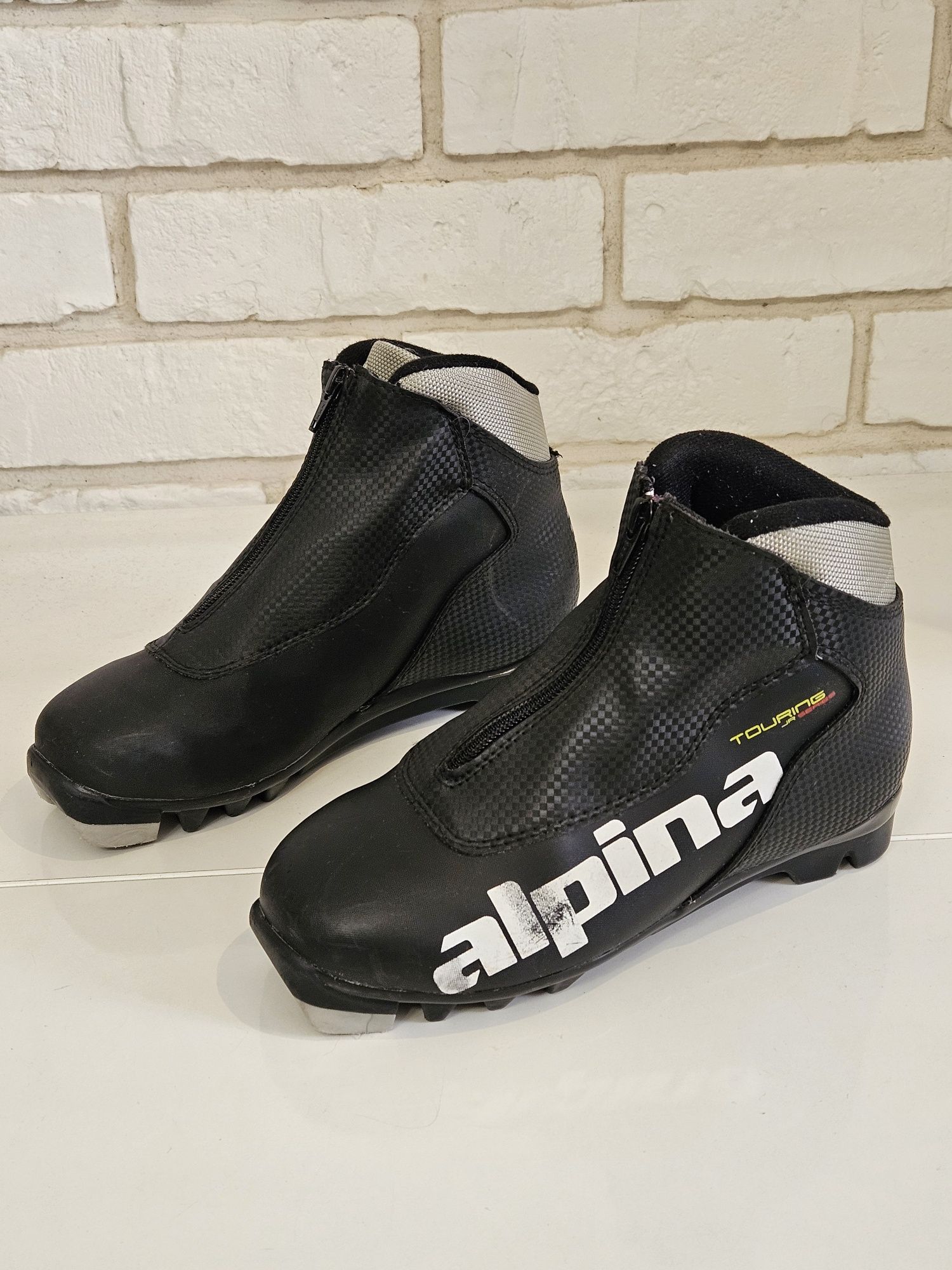 Buty biegowe biegówki Alpina Touring Jr Series system NNN r. 36