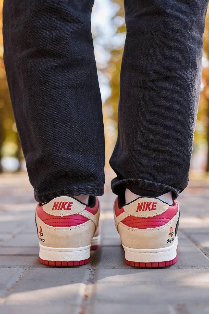 Кроссовки Nike SB Dunk Low x Travis Scott PlayStation Red
