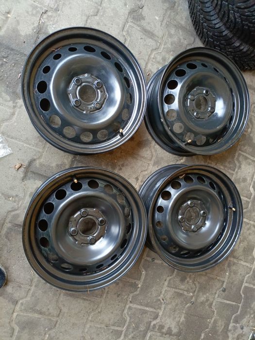 Nowe demo felgi stalowe Dacia Renault Nissan 4x100 5,5jx15 6jx15