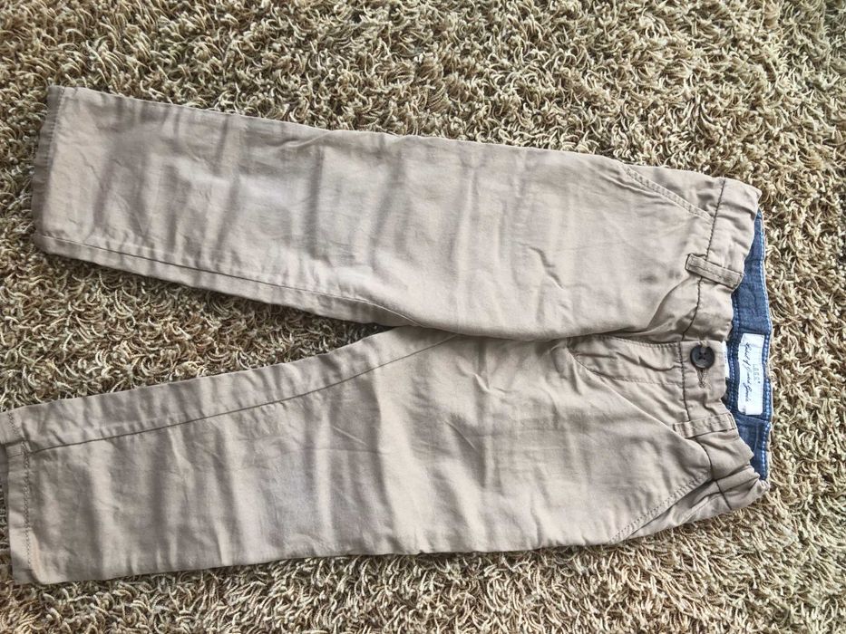 Casaco Zippy e calça C&A