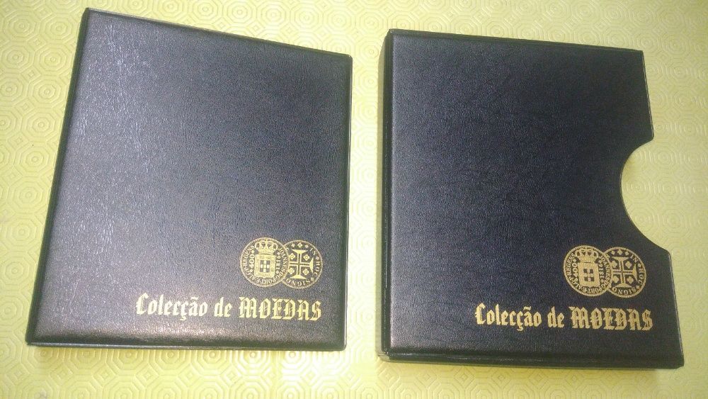 Albuns/Capas, Folhas Plásticas e alvéolos para Moedas e Notas  (NOVO)