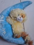 Peluche a dizer Adoro-te