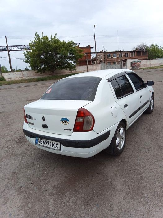 Renault Symbol 1.4 2003 рік на ходу