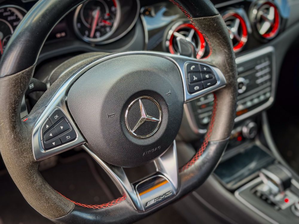 Mercedes CLA 45 Shooting Brake 381cv