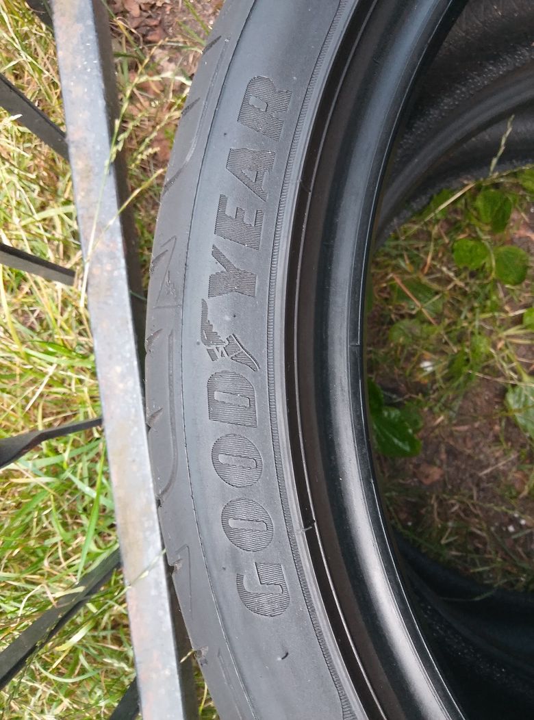 2 Opony Goodyear Eagle F1  225/40 R 18 92Y