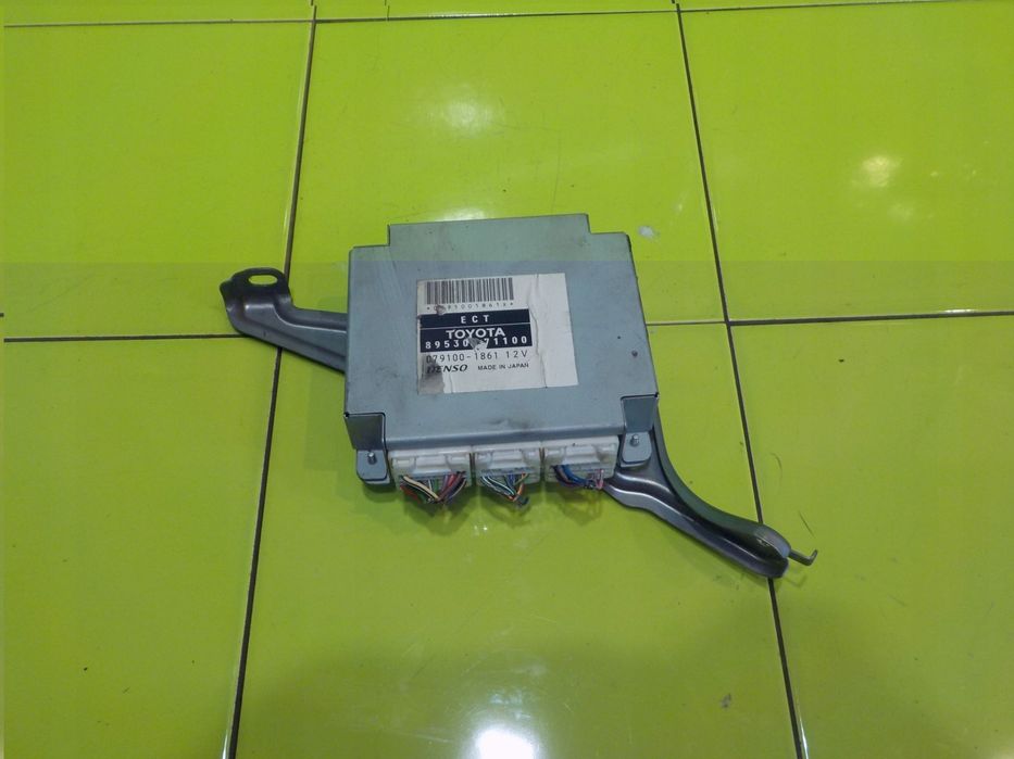 TOYOTA HILUX VII 3.0 D4D 08r modul skrzyni biegow 89530-71100