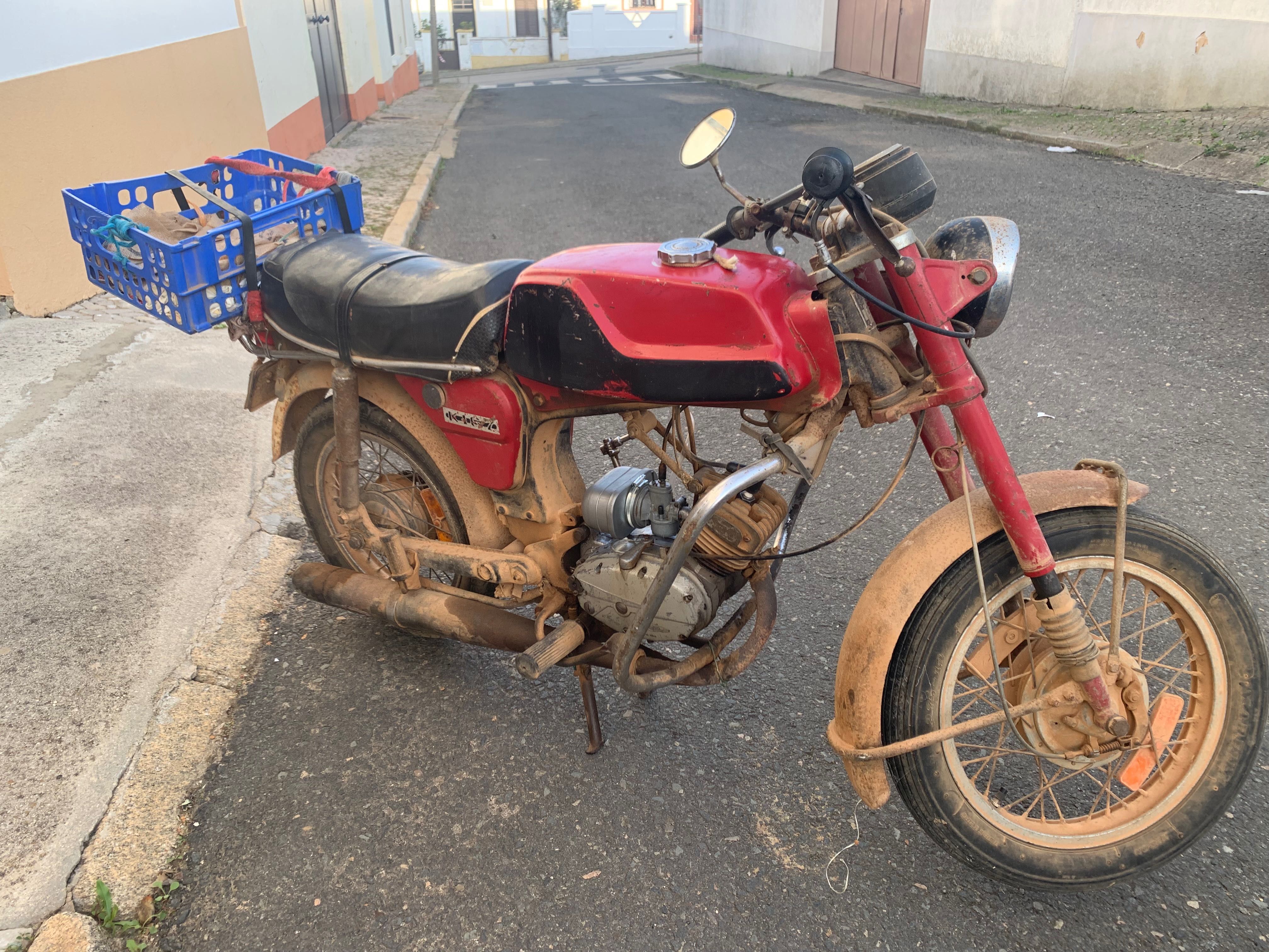 Motorizada antiga