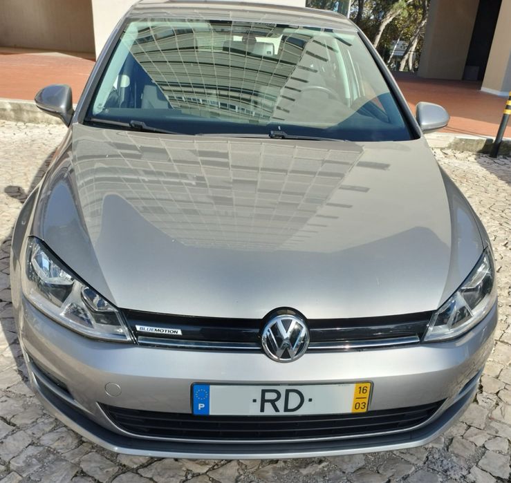 Volkswagen GOLF 1.6 TDI Confortline Bluemotion cx6 5P Cinza