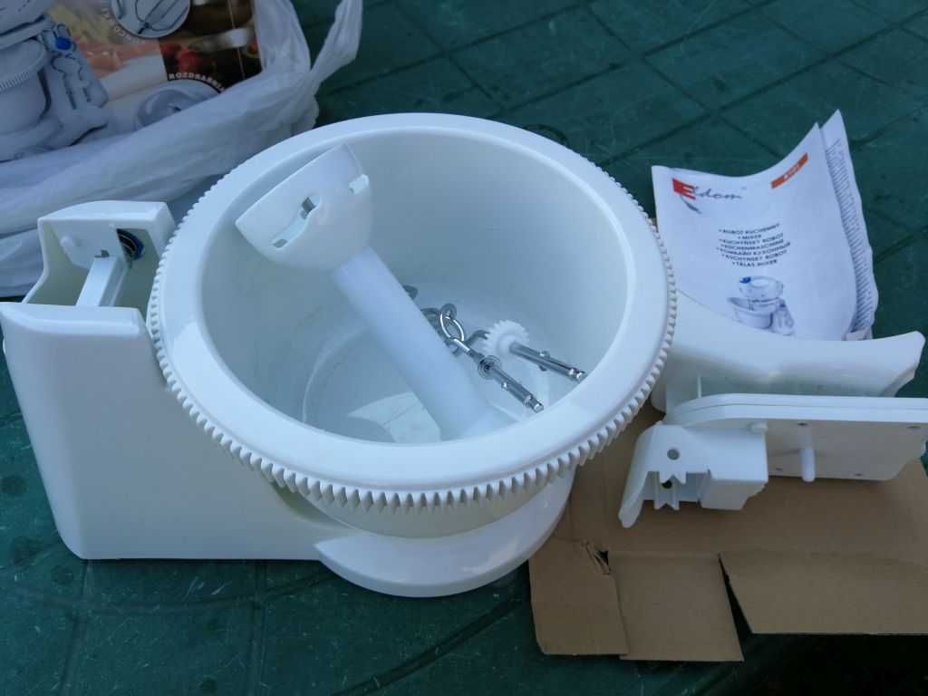 Eldom robot kuchenny R101 elementy
