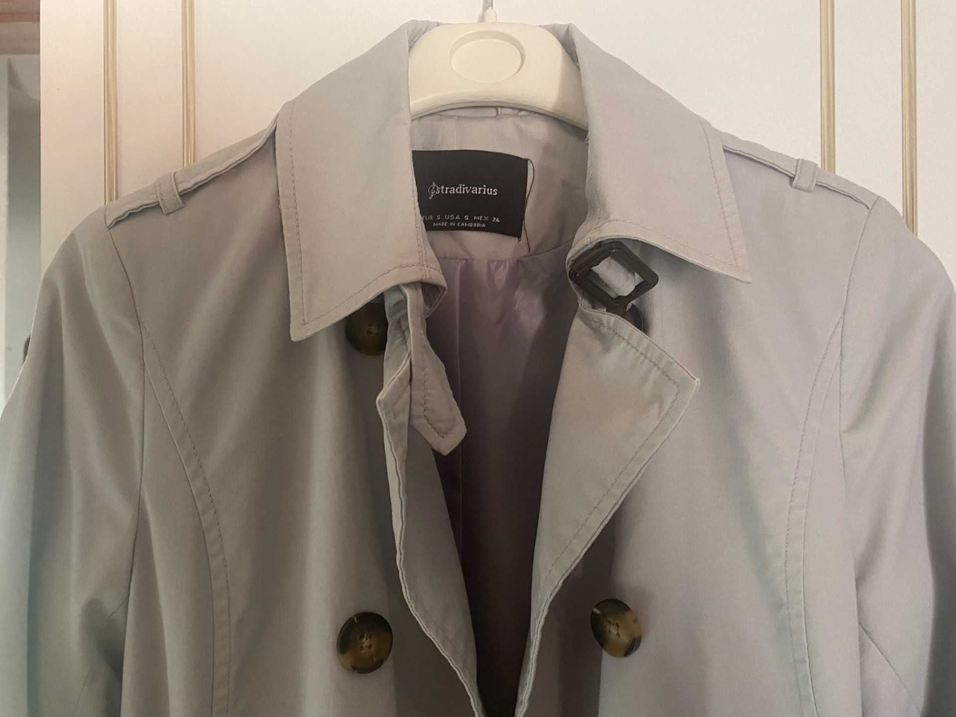 Gabardina Stradivarius