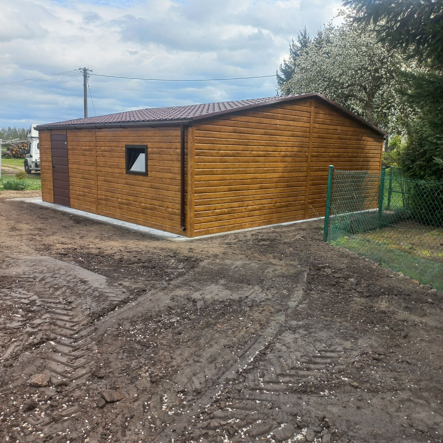 7,5x7 drewnopodobny garaż dowolne wymiary