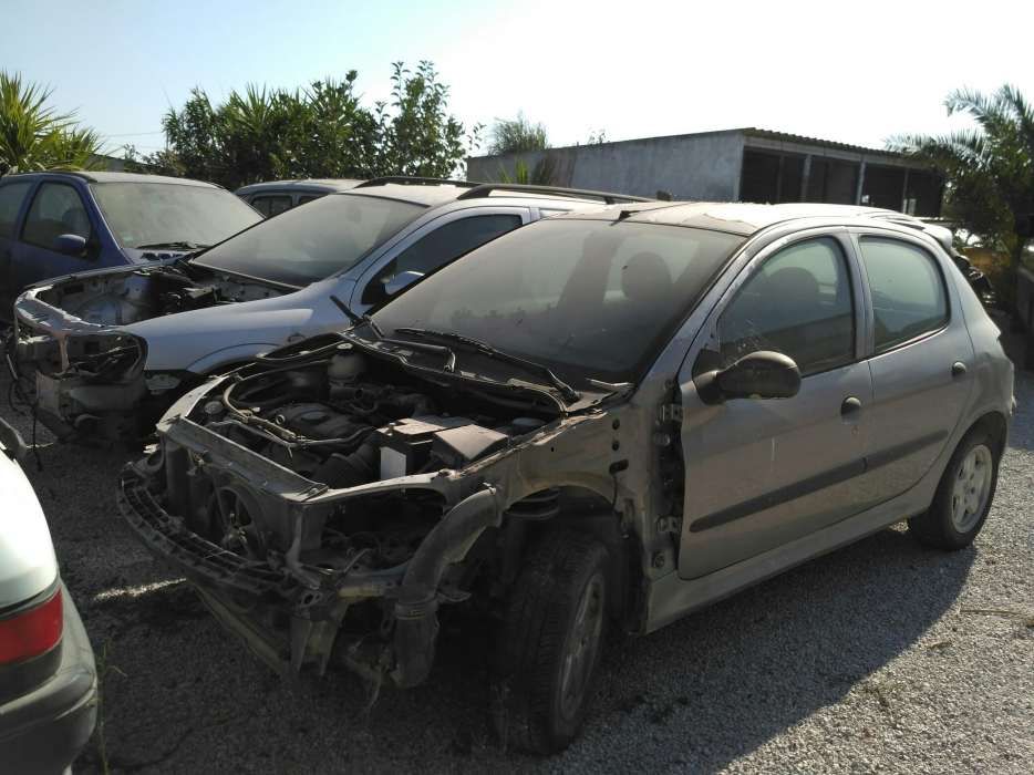 Peugeot 206 as peças